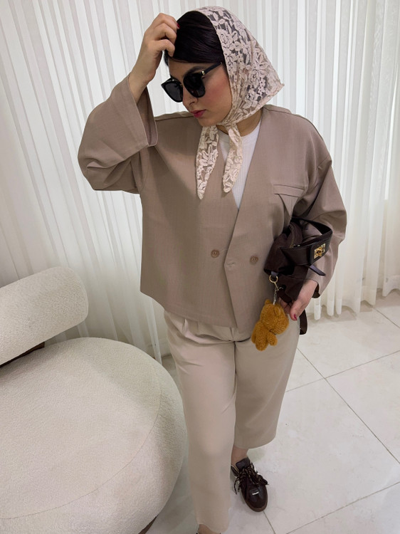 تصویر کراپ کت ولنتینو